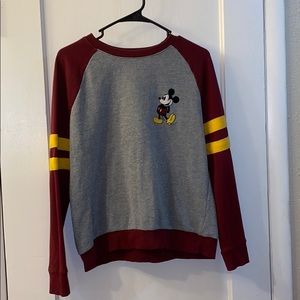 💓SALE💓Super cute mickey mouse sweater!